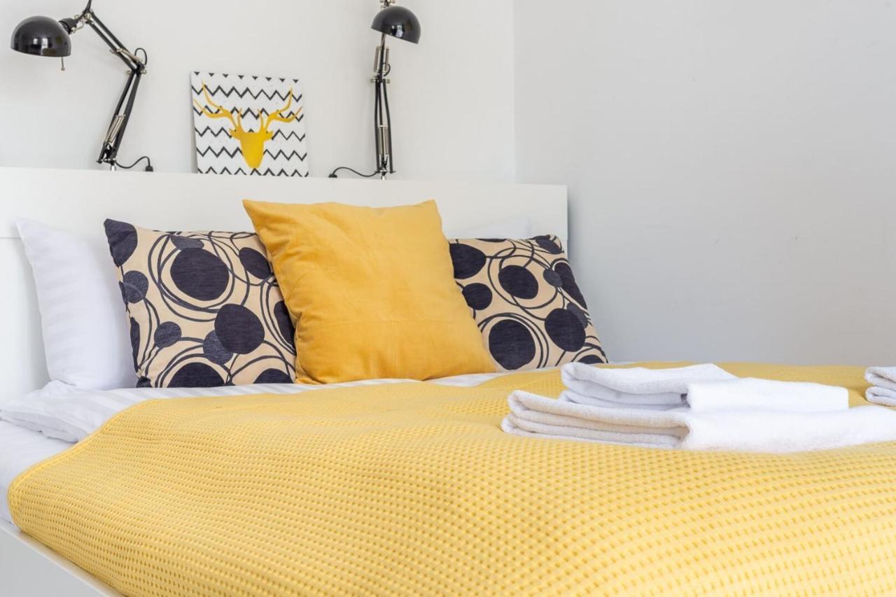 Rent Like Home - Wilcza 22A Warszawa Exteriör bild