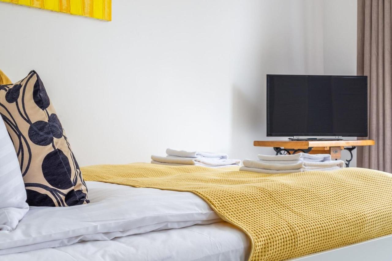 Rent Like Home - Wilcza 22A Warszawa Exteriör bild